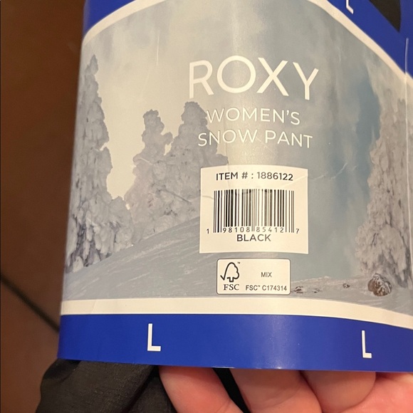 Roxy Black Women's Snow Pants - Picture 6 of 6